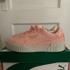 Puma brand new pink sneaks